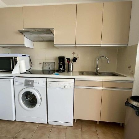 Superbe Apt 2P Front De Mer Pour 4 Pers Avec Terrasse - Cavalaire-Sur-Mer - Fr-1-226B-162 Esterno foto