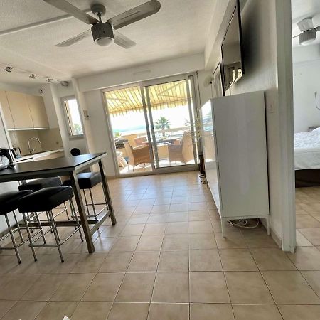 Superbe Apt 2P Front De Mer Pour 4 Pers Avec Terrasse - Cavalaire-Sur-Mer - Fr-1-226B-162 Esterno foto